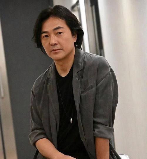 没想到，高市早苗涉华言论没完，58岁郑伊健因一个举动口碑暴涨