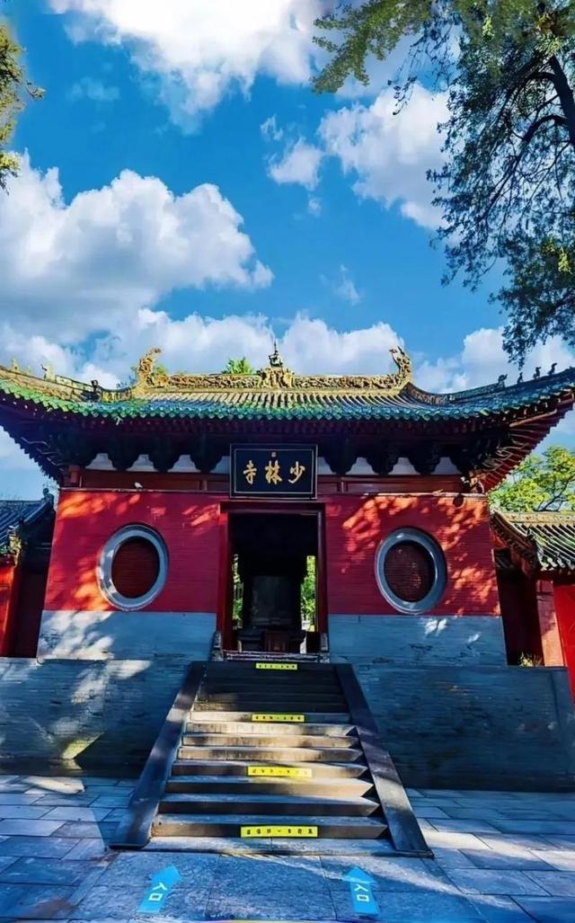 中国最赚钱的十个景点，游客越多，钞票越快进账？