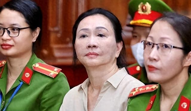 被判死刑她大喊：愿捐200万亿买自己小命	，成为一只会下金蛋的鹅