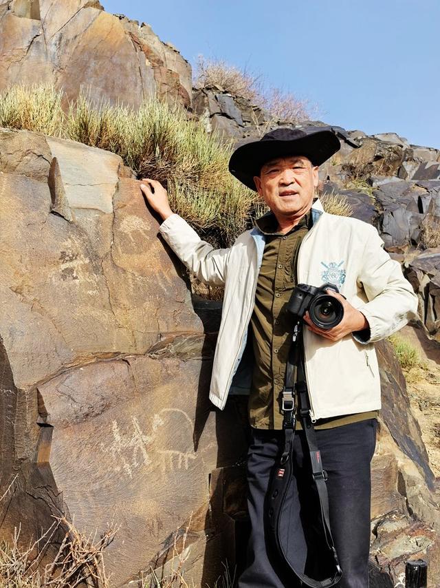 中亚五国行（4）——与泰姆格里峡谷中的岩刻对话【哈萨克斯坦】
