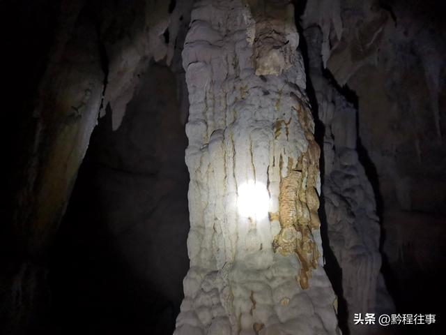 探险贵州深山原始溶洞，遇见一个躲匪洞、一座红军坟