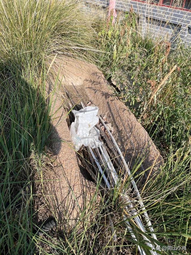 走访合教黑教堂抗日兵变旧址
