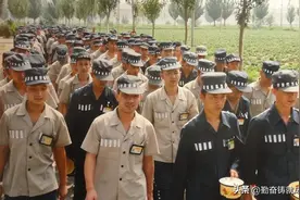1996年，武警在转弯时出现的一个疏忽，酿成新中国最严重越狱事件图片