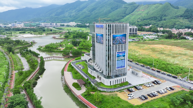 肇庆的“悦禄小双”西江沿岸精品示范带，是一条什么带？