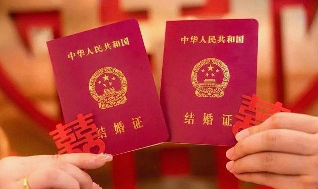 专家彻底错了! 生育率暴跌的祸首不是房价, 而是我们落下的那张土炕