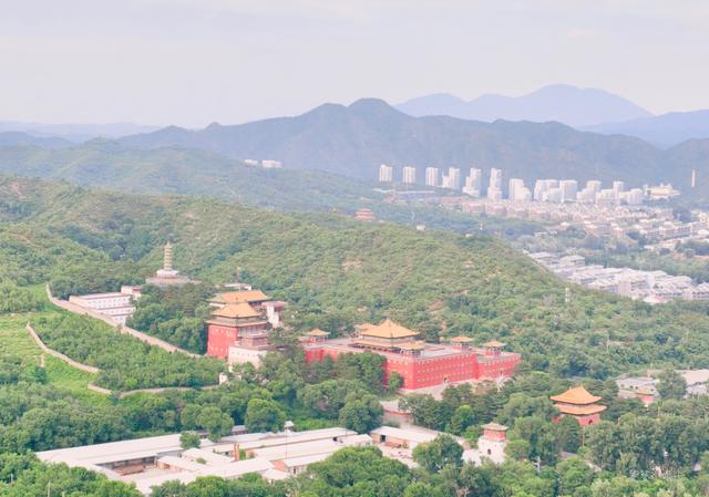 门票130元的承德避暑山庄好玩吗？《还珠格格》拍摄地，大故宫7倍