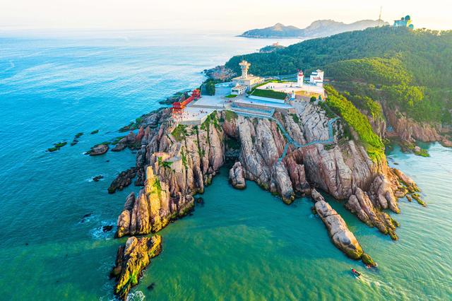 山东荣成：天鹅与海鸥齐飞，这座低调滨海城，藏着北纬37°的浪漫