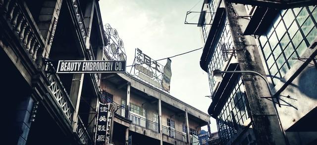 新来的女同事24岁，第一天就问我：哥，听说你是公司“老司机”