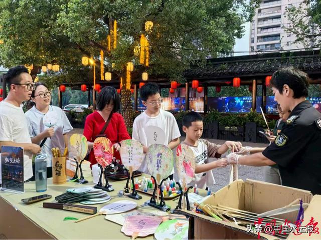 杭州开展军民鱼水情公益航班活动