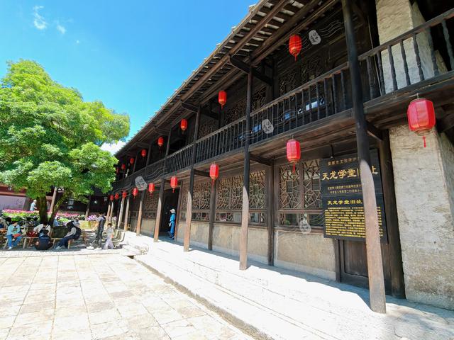 明代历史活化石：天龙屯堡行记