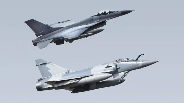 乌空军幻影2000首次损毁说明什么