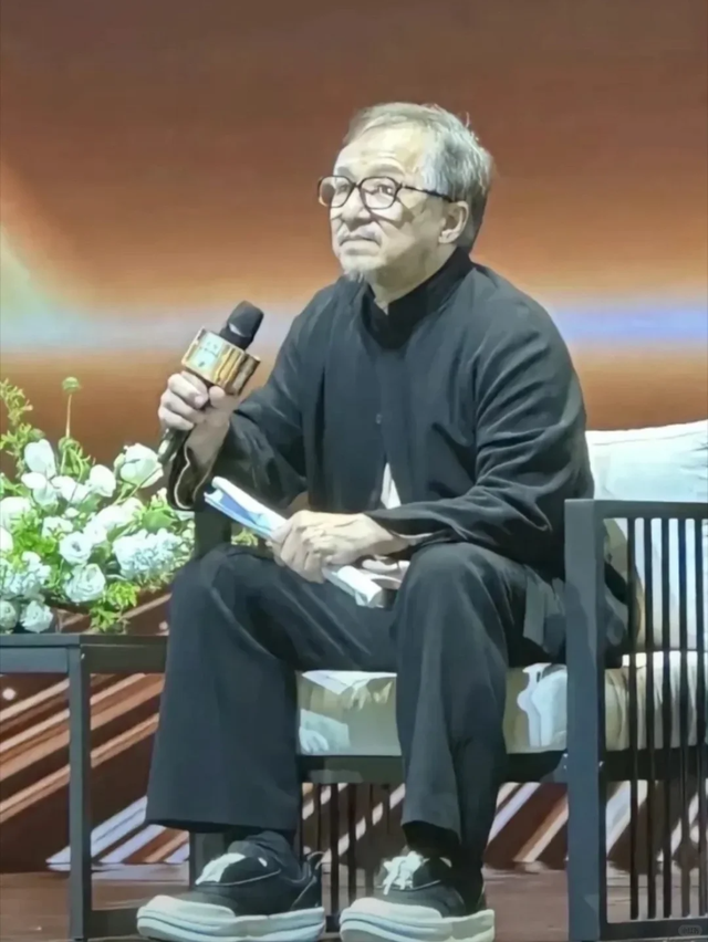 官媒出手！71岁成龙被传“去世”，真相大白后才知受害者不止是他