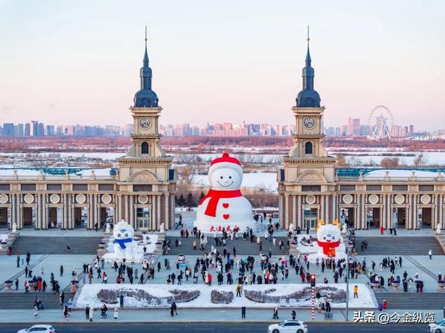 12月旅行去哪？这四季同框攻略，让你玩转冰雪、赏秋、寻花、避寒