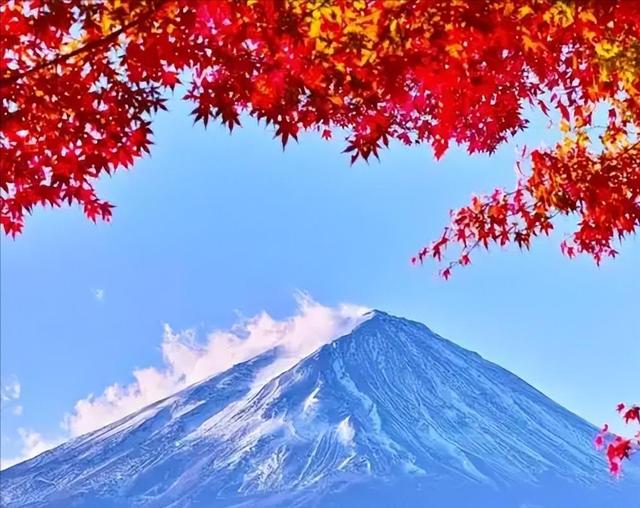 中方换上新打法，连断日本3条财路，高市报复来了，自卫队将出兵