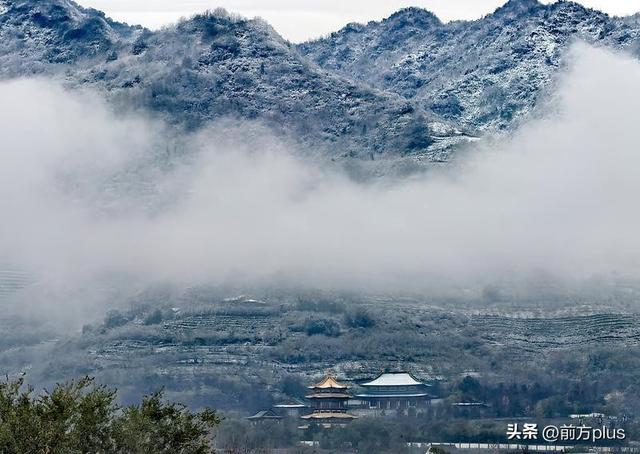 雪落终南古楼观