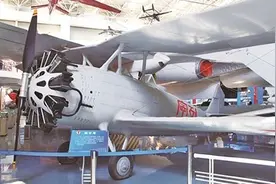 中国工农红军拥有第一架飞机始末图片