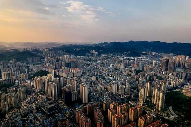 贵州省下一个“贵阳”，不是毕节也不是黔南，而是这座低调的城市