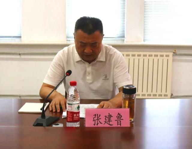 张建鲁藏书捐赠暨市作协嘉祥县职业中专创作基地揭牌仪式举行