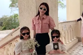 方媛带两个女儿参加婚礼，姐姐郭咏希像爸爸，姐妹当花童超可爱图片