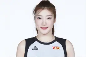 190cm女篮第一美女美照，颜值高身材傲人，网友：比李梦漂亮图片