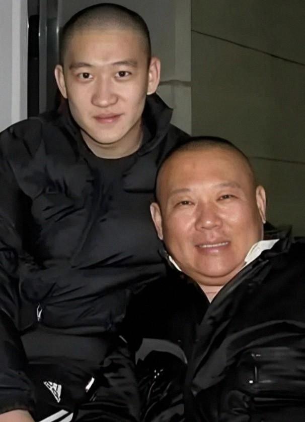 一觉醒来天翻了！郭德纲因一段相声被约谈，如今局面怪不了别人