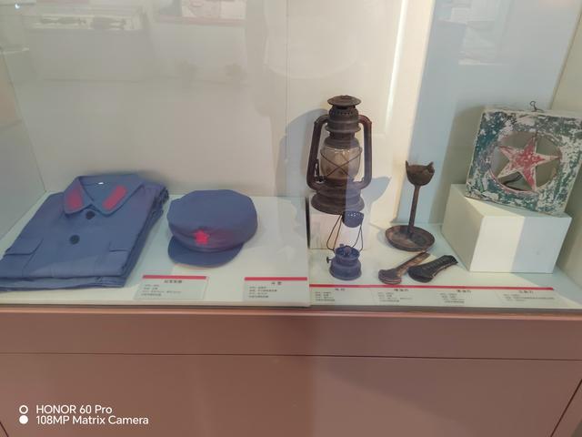 展讯 ‖《红色白银》即将开展！