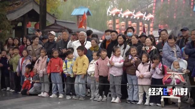 文化河南凭啥出圈？央视《经济半小时》专题解析