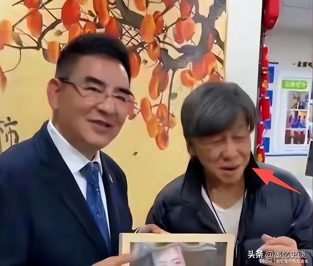 陈光标怒撕遮羞布：功夫巨星梁小龙哪里是病死，分明是被折腾死的