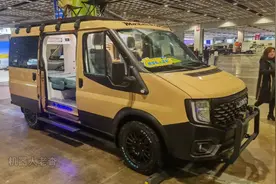 自动挡，短轴低顶，能通勤能旅行的露营车来了，江铃福顺改装床车图片