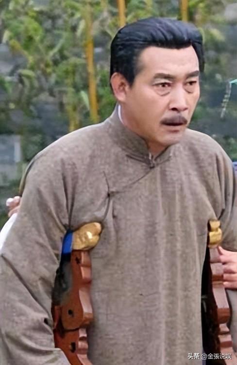 大家熟悉的他早已逝世，一天吃几十片止痛药，去世半年公众才知道