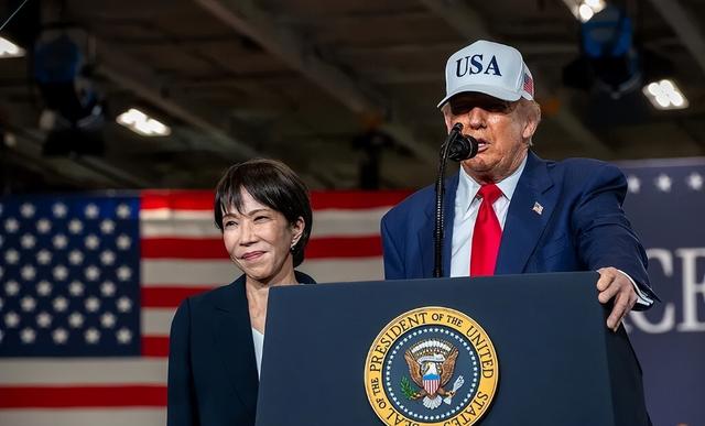 高市早苗没想到，中方祭出第二张王牌，特朗普“隔岸观火”