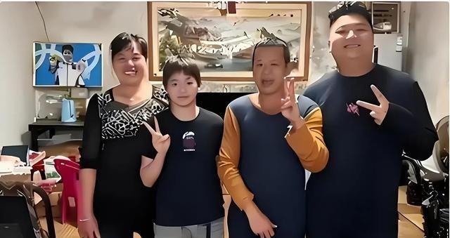 全红婵回家跨年仅4天，令人担心的事发生，郭晶晶的话有人信了