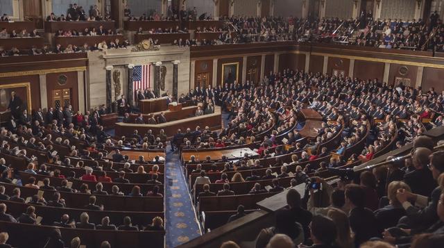 当不成总统了？特朗普承认自己或将下台	，但真正的麻烦还在后头