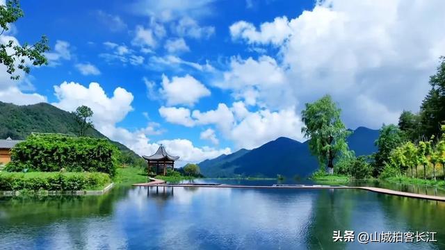 重庆头号大镇，面积比主城两个区还大，私藏20℃避暑天堂美如仙境