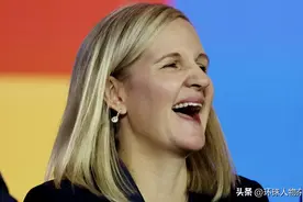 第一次由女性当选！她凭啥？图片