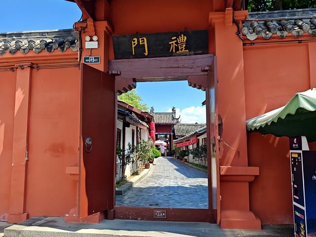 四川旅游：二访阆中古城行散记（图）