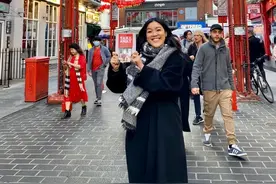 英国中餐太难吃！炒饭炒面配薯条咖喱，引发英美网友大战图片