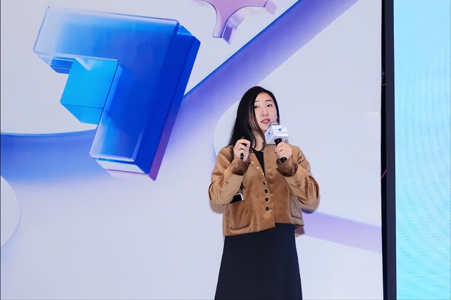 选BPM、转低代码、做AI，小模型降门槛！奥哲二十年盯紧企业需求