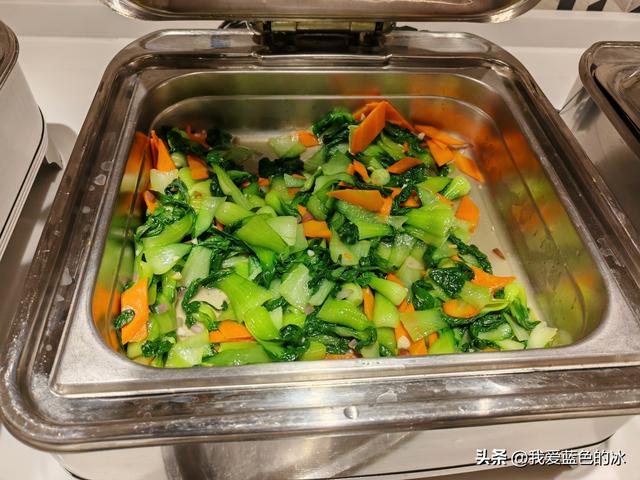 保定这家自助早餐虽然只是28元一位，但做的很用心，人气很旺啊