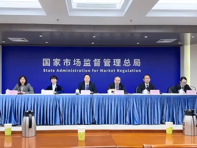 小米事故引热议：电车起火频繁上热搜，为何非事故现场更让人揪心