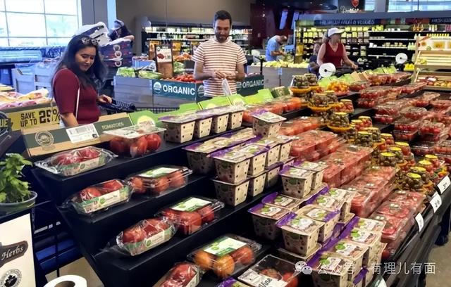 特朗普	，最会赚钱的总统