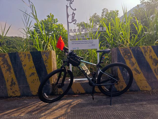 塘朗山郊野公园[绿平二路入口]骑行爬坡好地方