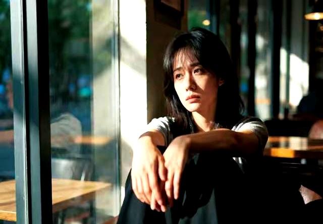 发现一个残酷真相：如今，十个离婚的女性中，有九个都会后悔