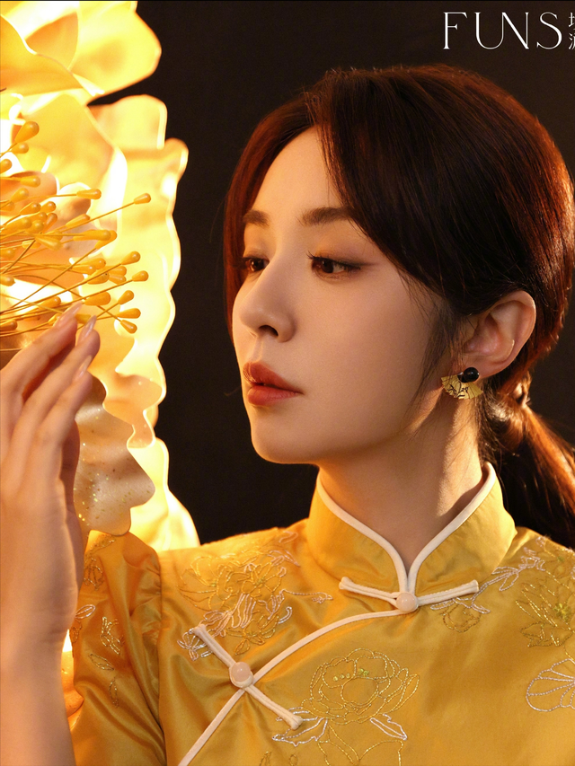 王晓晨身材前凸后翘，大白兔饱满，笑容可爱，超级吸引人，超爱了