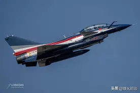 兰卡威航展开幕，中国战机缺席，美俄同场竞技，苏35成为赢家？图片