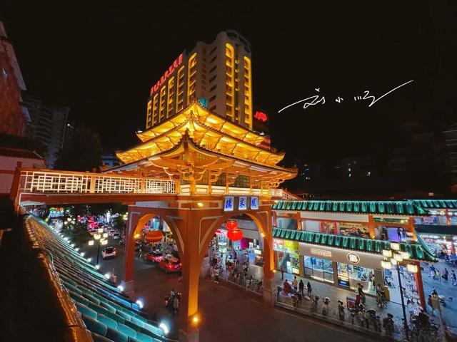 广东韶关这栋“长腿古楼”火了！作为重要地标，已成网红打卡点？