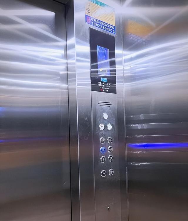 老房子又吃香了？只因住建部定调：2026年起	，这2类人或将受益