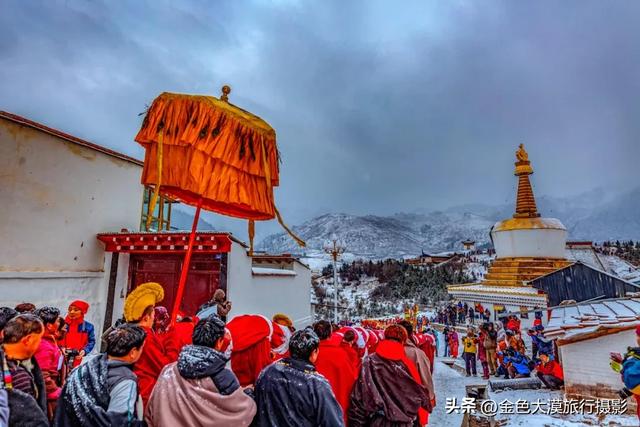 正月甘南,才是真正的信仰天堂,带你走进藏区的盛大节日--晒大佛