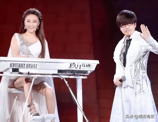 离婚7年，高调参加阅兵礼的王小玮，早已是王小海高攀不起的存在