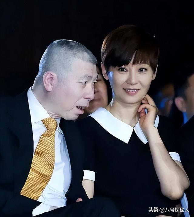 徐帆回应离婚5个月，冯小刚近况曝光，他的“小心思”再藏不住了